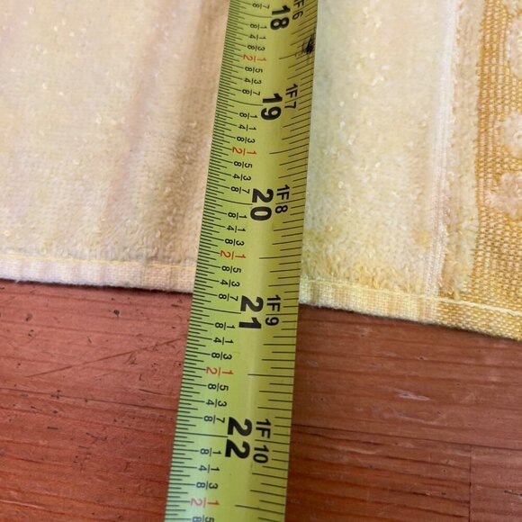 Cannon sculpted Vintage 70s YELLOW Bath Towel and washcloth set 1970s - Picture 10 of 14